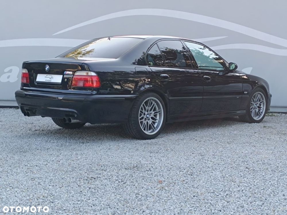 BMW M5 - 16