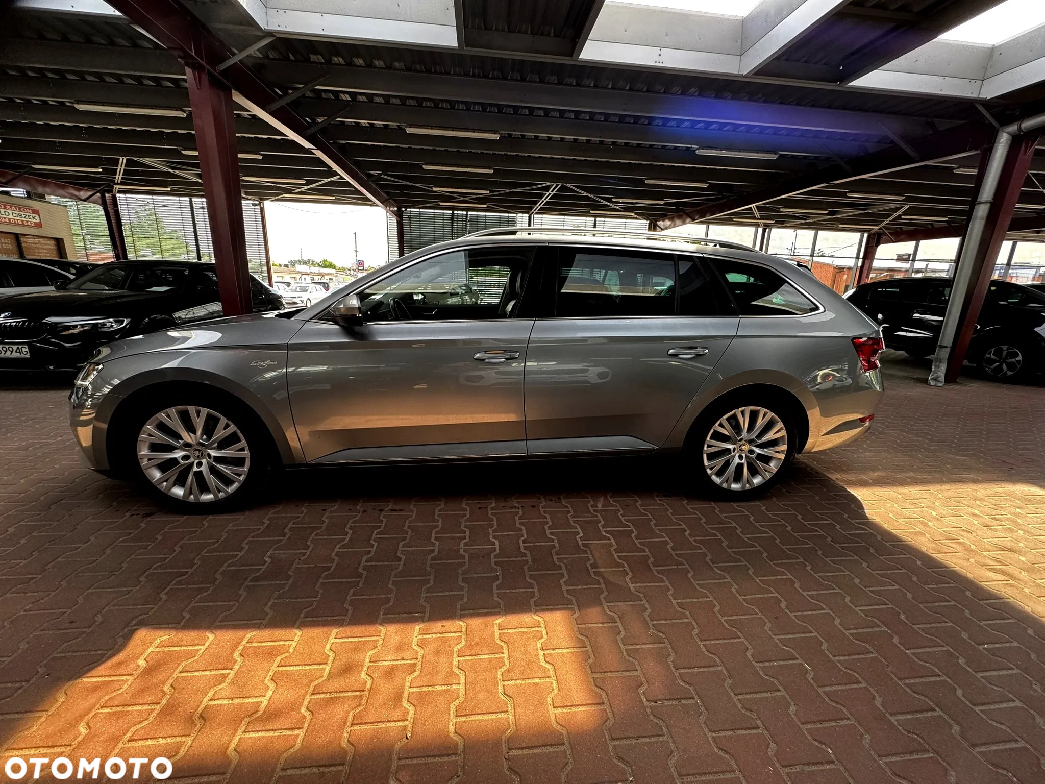 Skoda Superb 1.5 TSI L&K DSG - 4