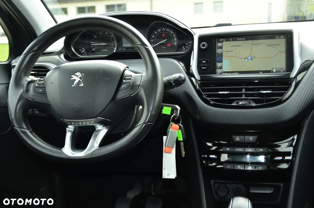 Peugeot 2008 PureTech 82 Style - 21