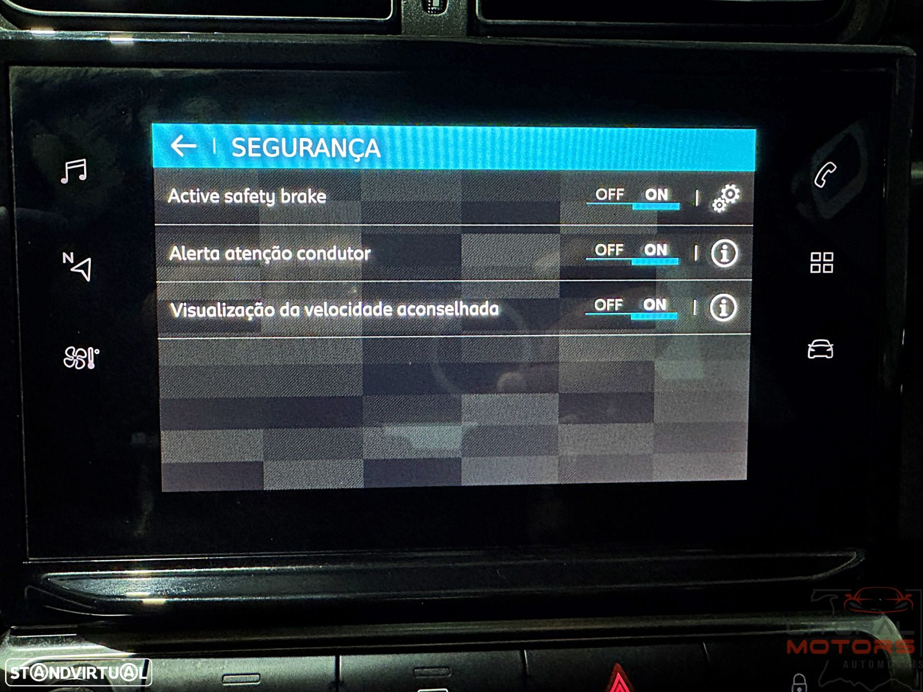Citroën C3 1.2 PureTech Shine EAT6 - 34