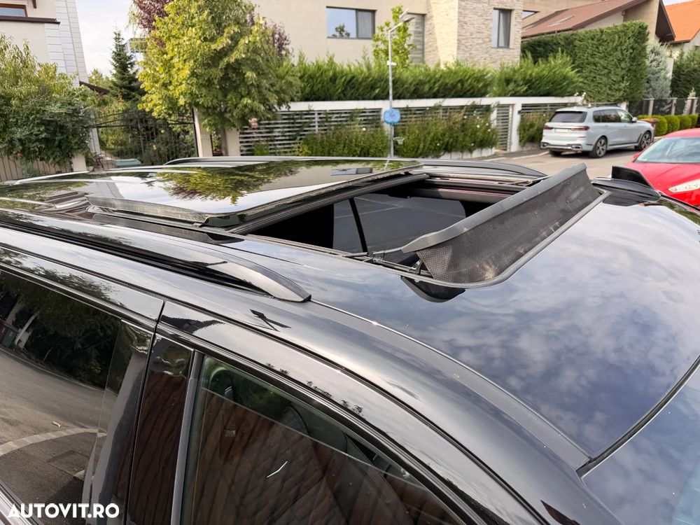 Cadillac Escalade - 11