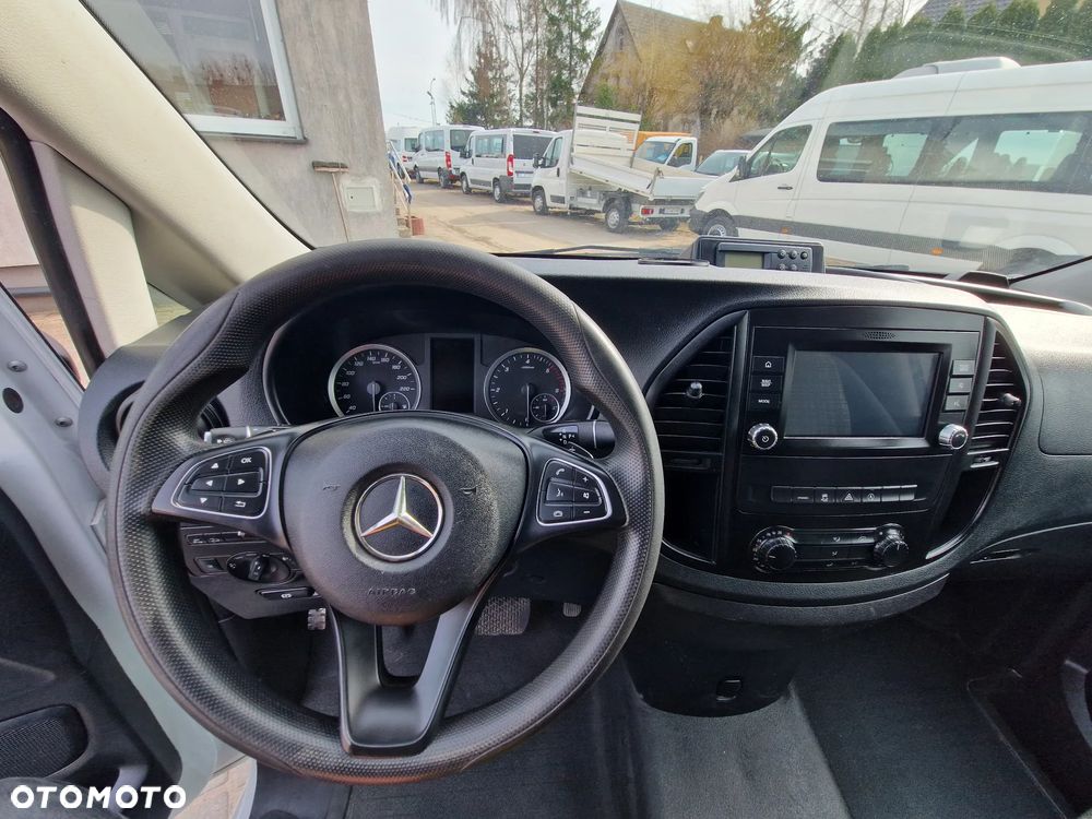 Mercedes-Benz VITO 114 CDI  4X4 LONG THERMO KING B-100 MAX - 11