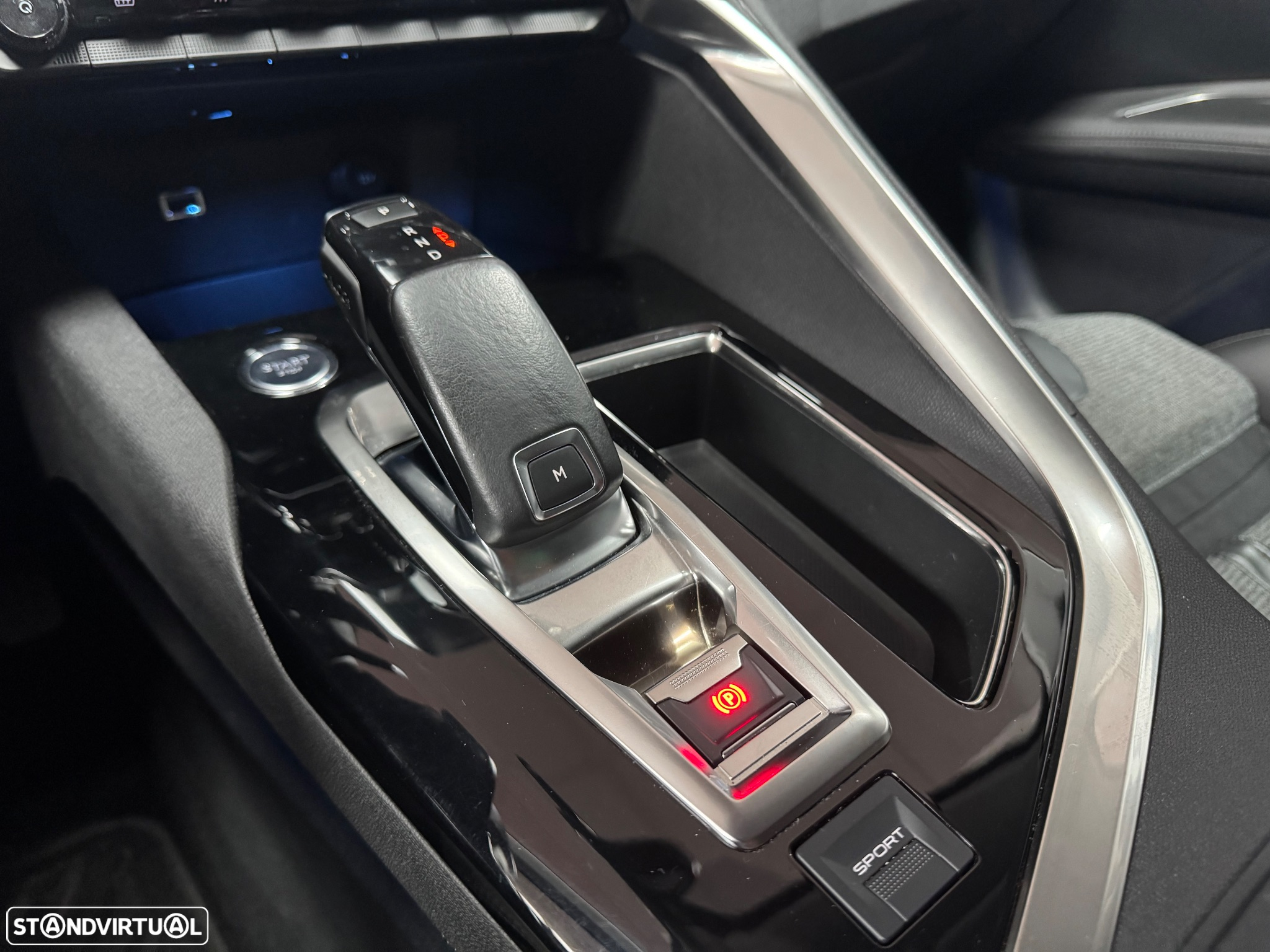 Peugeot 3008 PureTech 130 Stop & Start GPF EAT8 Allure - 38