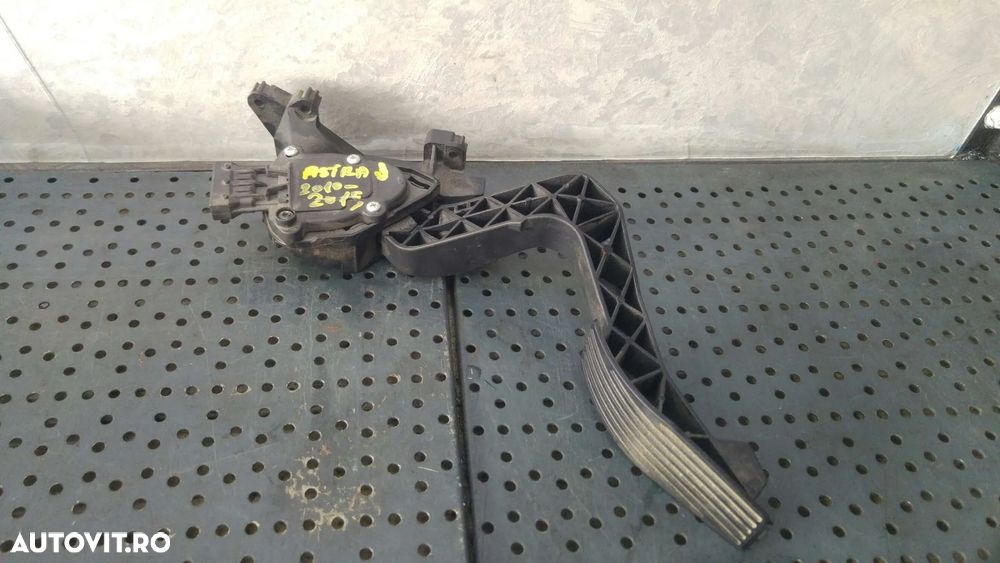 Pedala acceleratie opel astra j - 2