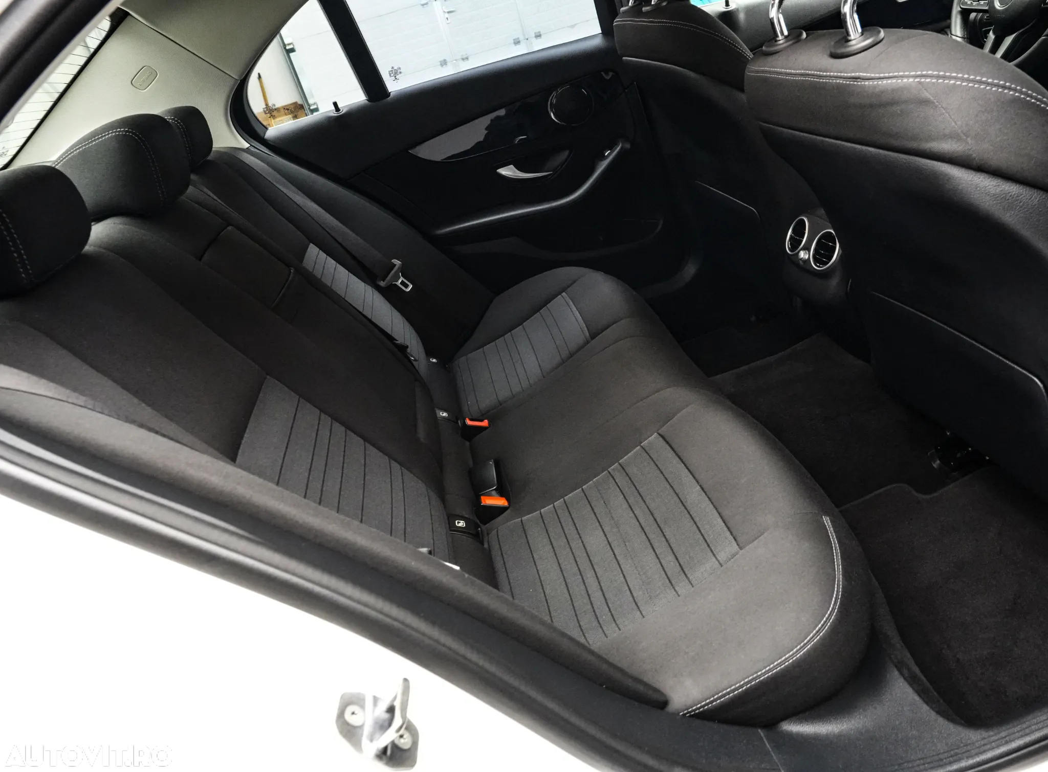Mercedes-Benz C 180 Aut. - 16