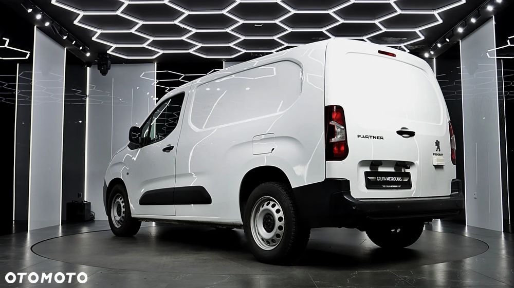 Peugeot Partner 1.5 BlueHDi 100 PREMIUM Long 950 4d - 6