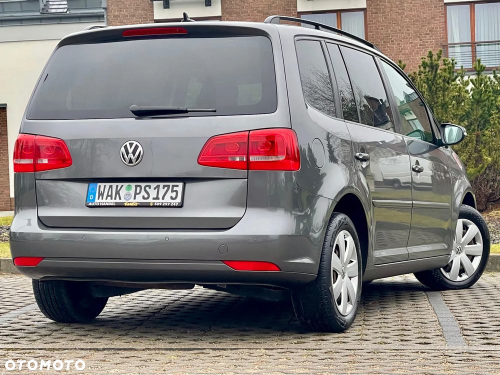 Volkswagen Touran 2.0 TDI DSG Highline - 17