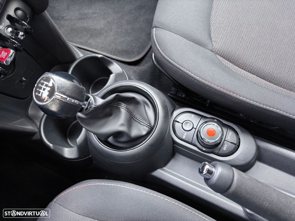 MINI 3 Portas One - 44