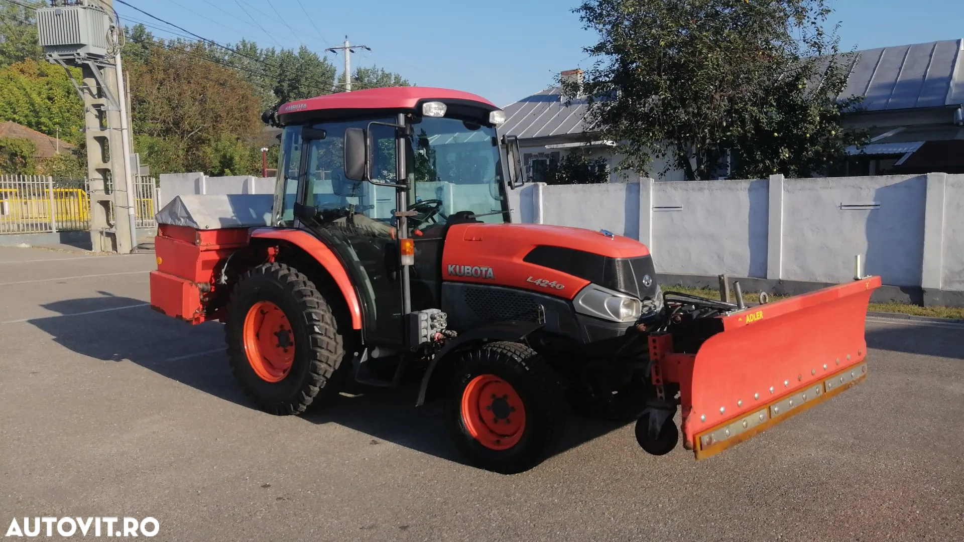 Kubota L 4240 Tractor ingust/viticol/fructifer/comunal/Narrow spaces tractor, TOP !!! - 4