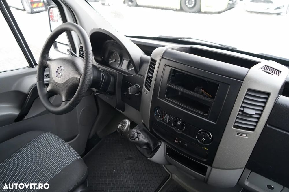 Mercedes-Benz SPRINTER 513 CDI / CUTIE DE VITEZE 4,4 m / MANUALĂ / DOUĂ CUTII - 25