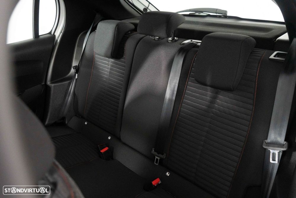 Peugeot 208 1.2 PureTech Active Pack - 11