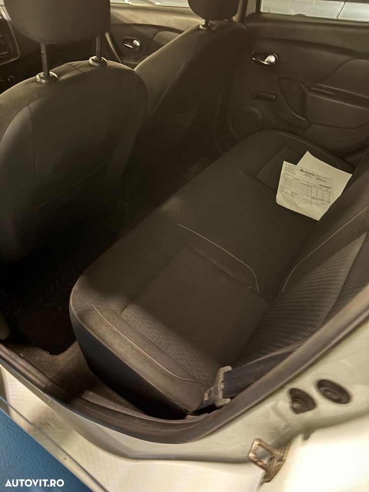 Dacia Logan - 8
