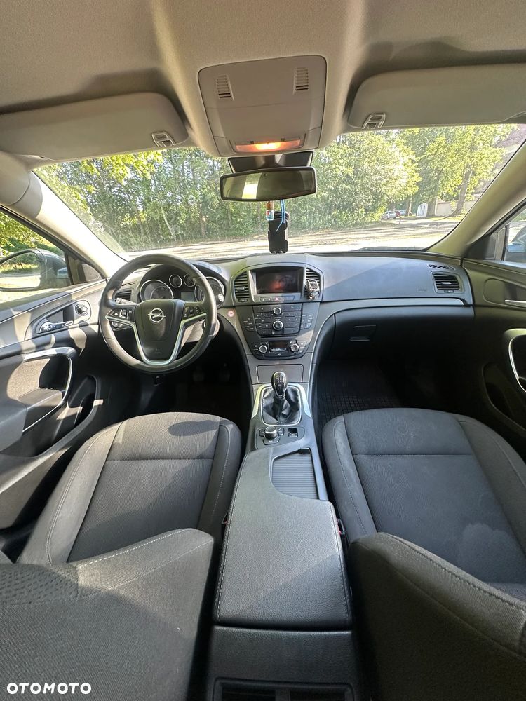 Opel Insignia 1.8 - 6