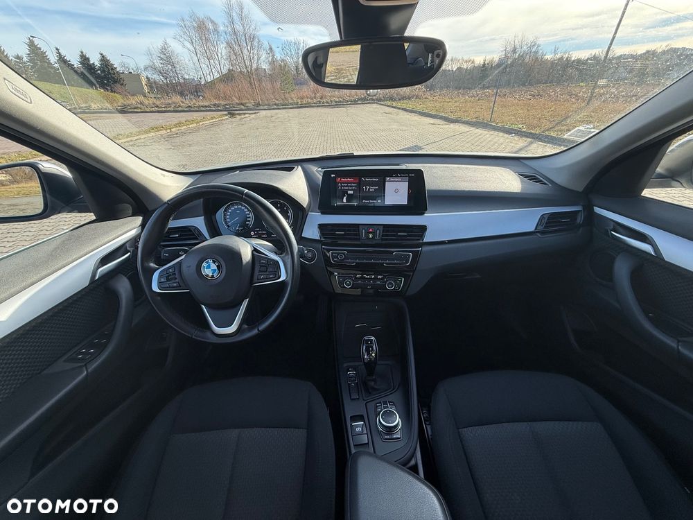 BMW X1 sDrive18d Business Edition - 6