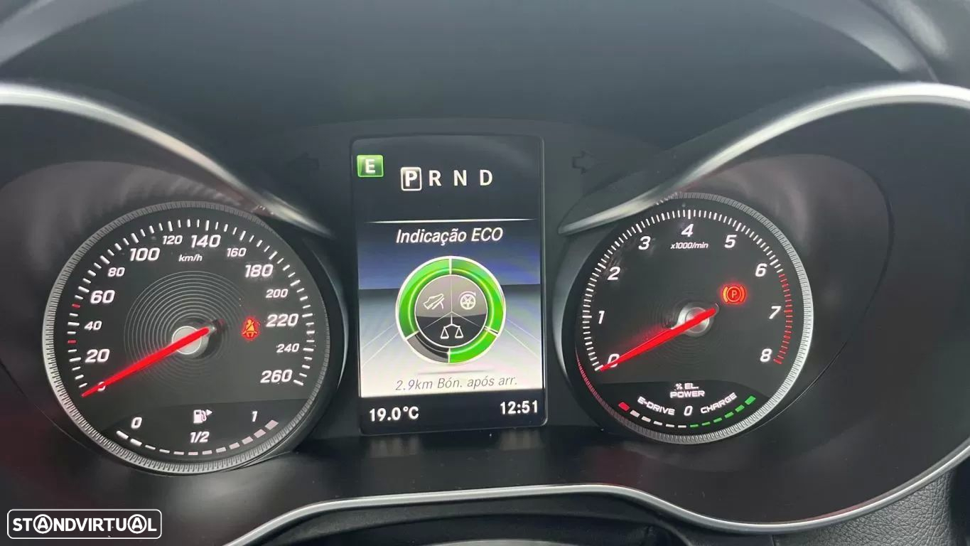 Mercedes-Benz C 350 e T 7G-TRONIC AMG Line - 54