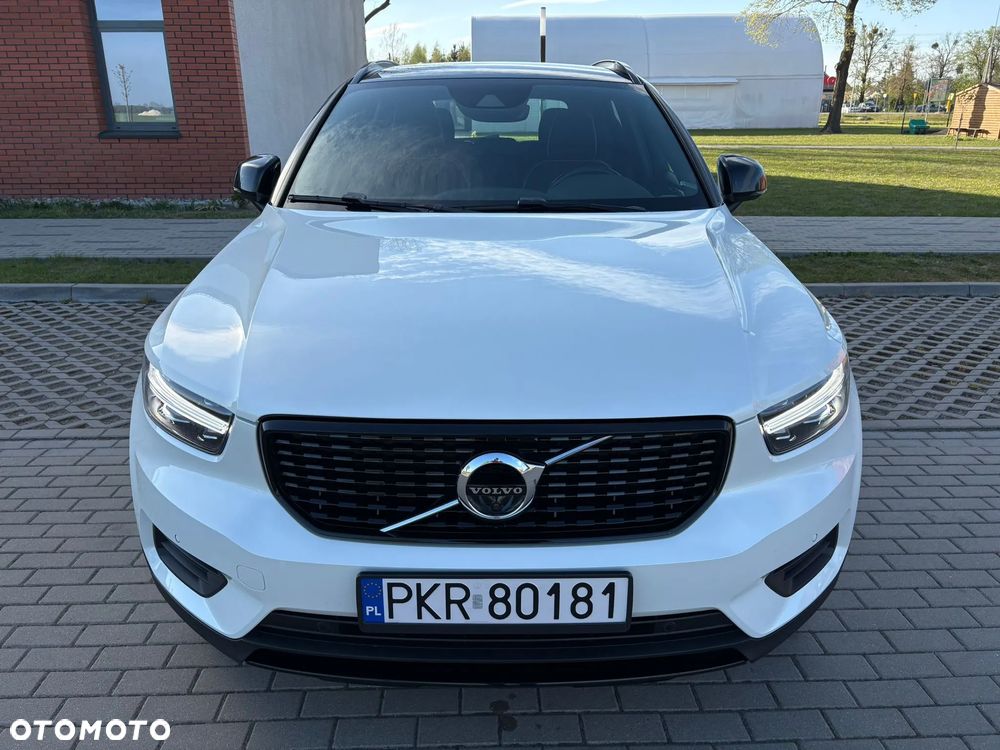 Volvo XC 40 T5 AWD R-Design - 3