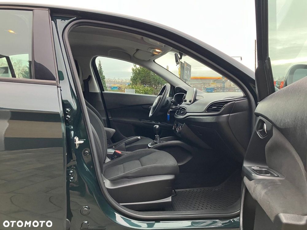 Fiat Tipo 1.4 16V Lounge - 19