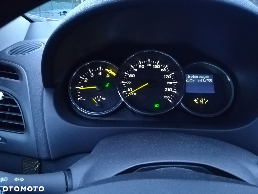 Renault Fluence - 19