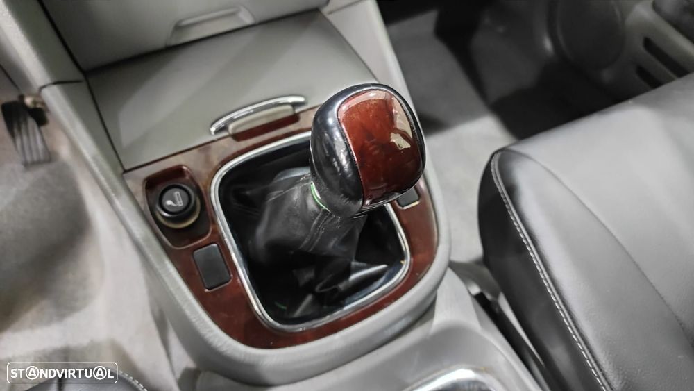 Suzuki Grand Vitara XL-7 2.0 HDi - 33