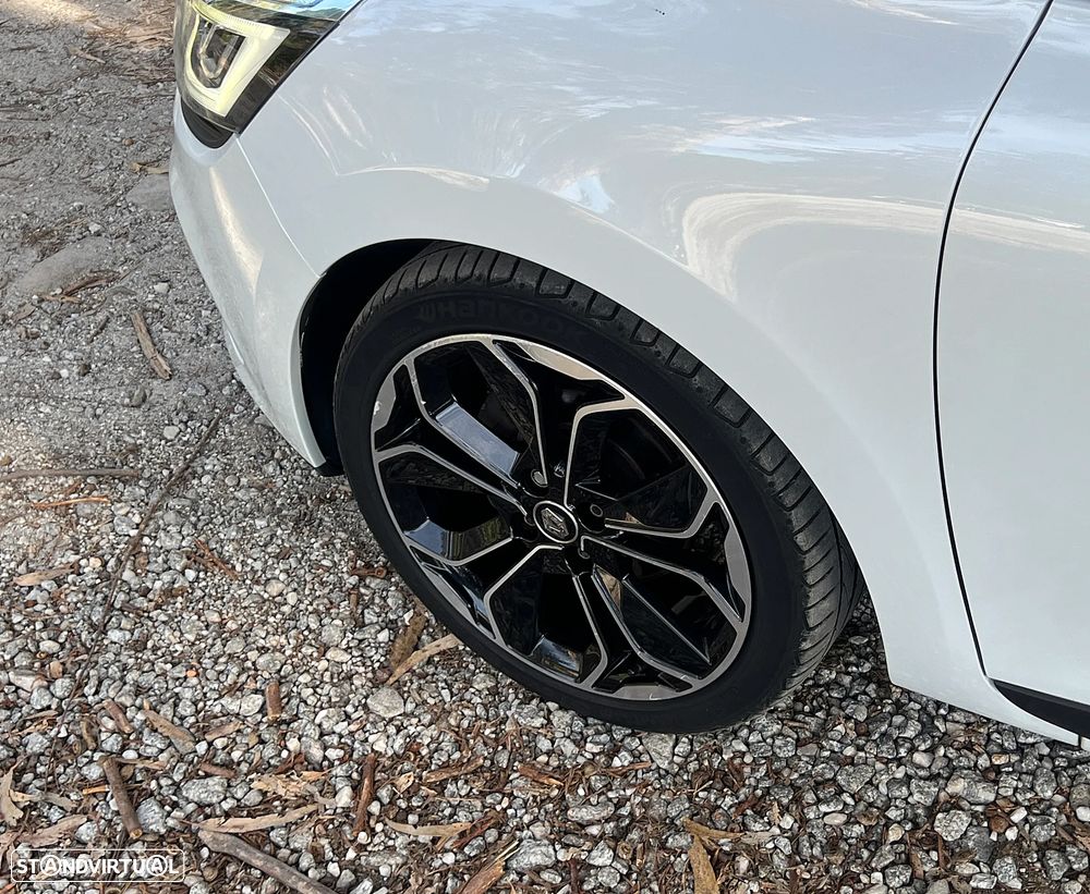 Renault Clio 0.9 TCe GT Line - 12