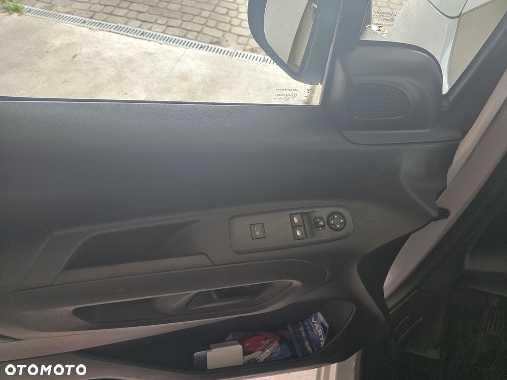 Toyota ProAce Kombi D-4D Medium 2,6t - 5