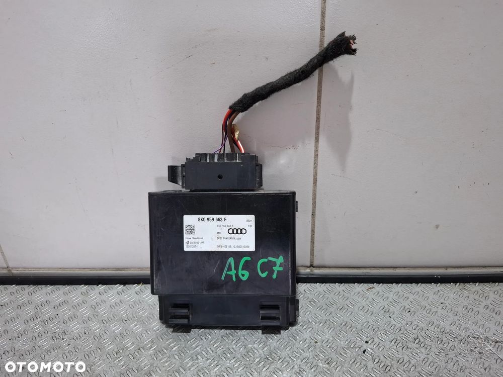 Moduł stabilizator napięcia Audi A6C7 2016 rok nr 8K0959663F - 1
