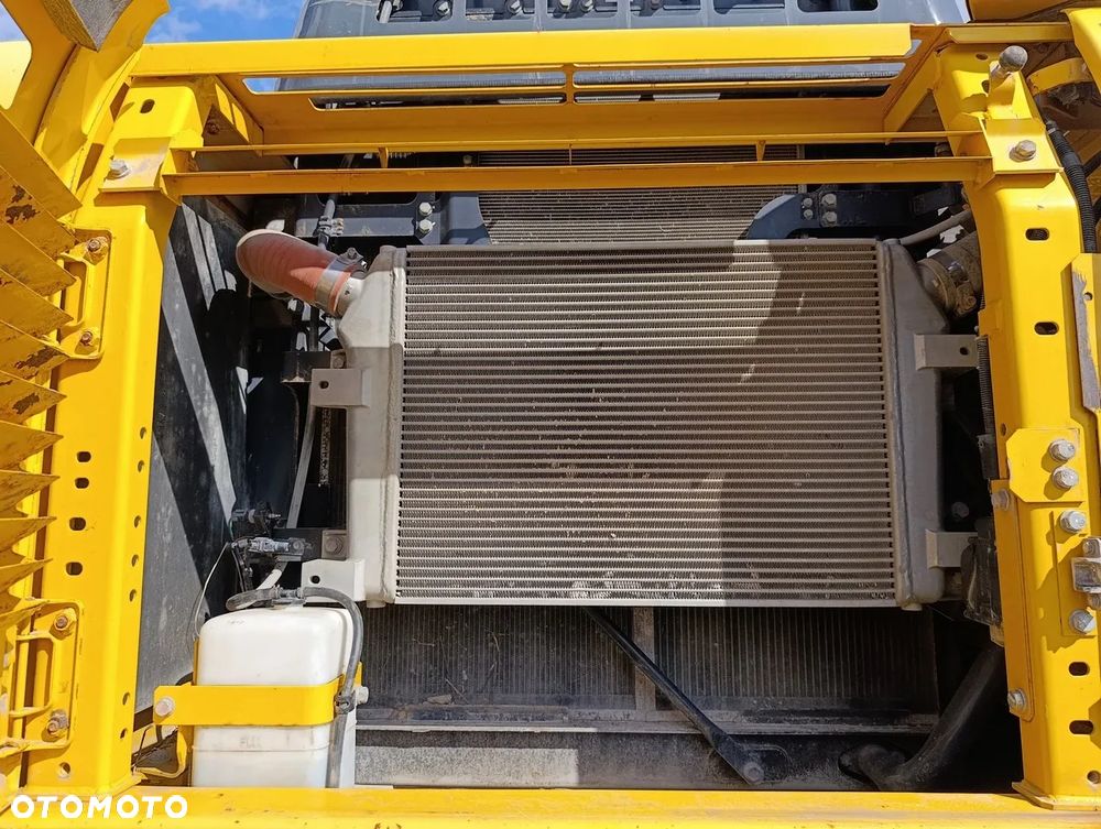 Komatsu PC 360 LC-11 - 21