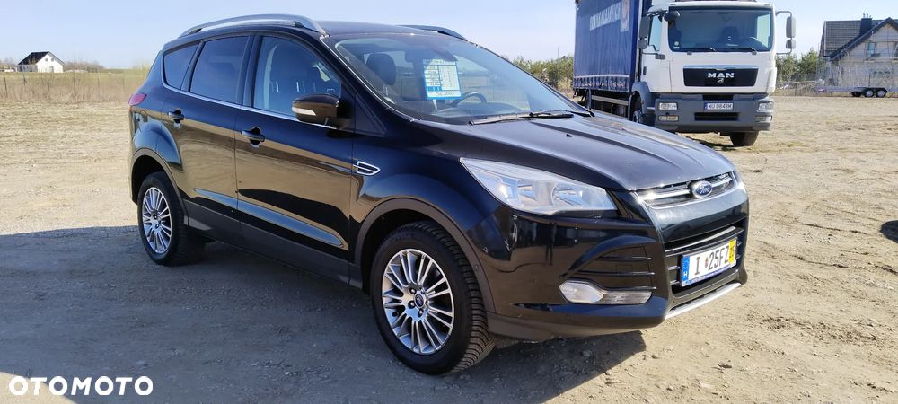 Ford Kuga 1.6 EcoBoost 2x4 Titanium - 1