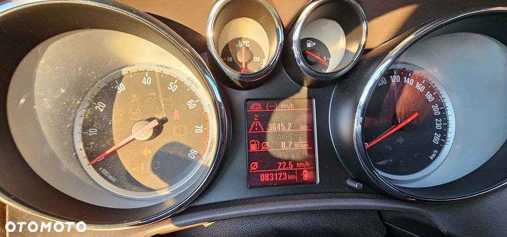 Opel Astra 1.4 T Cosmo EU6 - 28