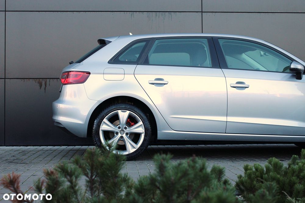 Audi A3 Sportback 1.6 TDI - 11