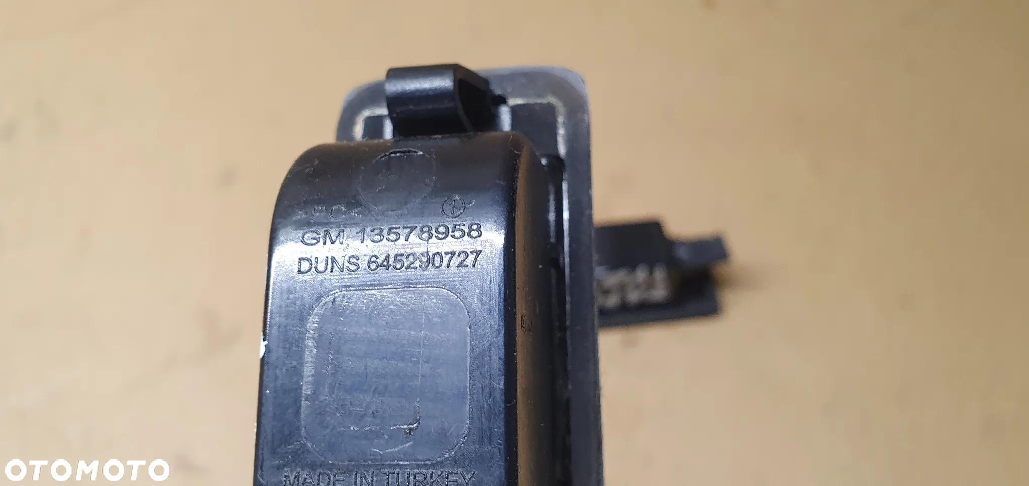 Lampka podświetlenie tablicy rejestracyjnej Opel Zafira C 13578958 - 6