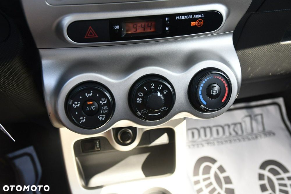 Toyota Urban Cruiser - 24