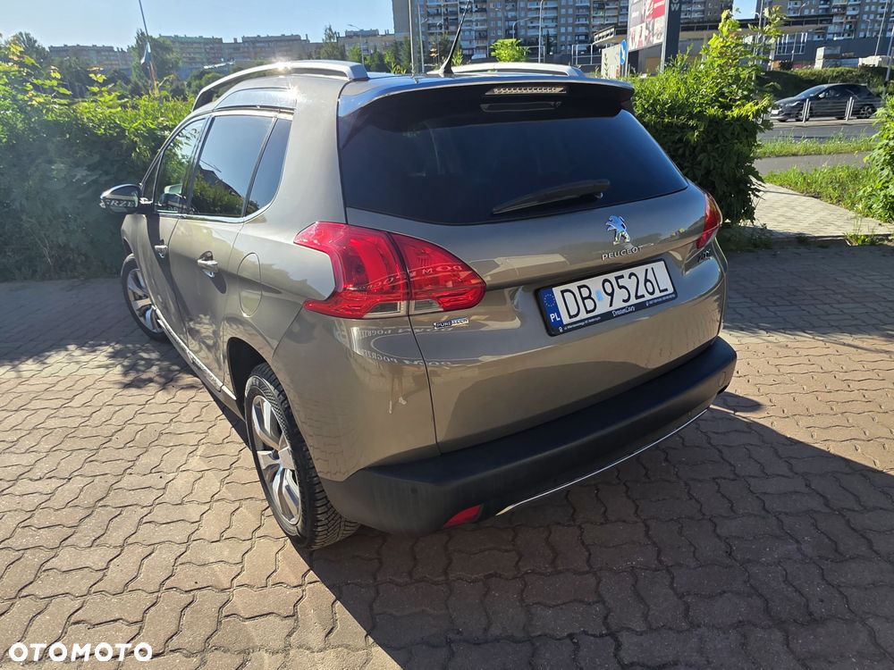 Peugeot 2008 PureTech 110 Stop&Start EAT6 Allure - 6