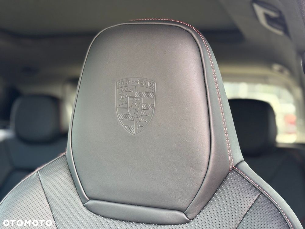 Porsche Cayenne - 18