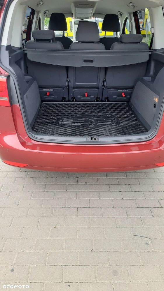 Volkswagen Touran 1.4 TSI MATCH - 22