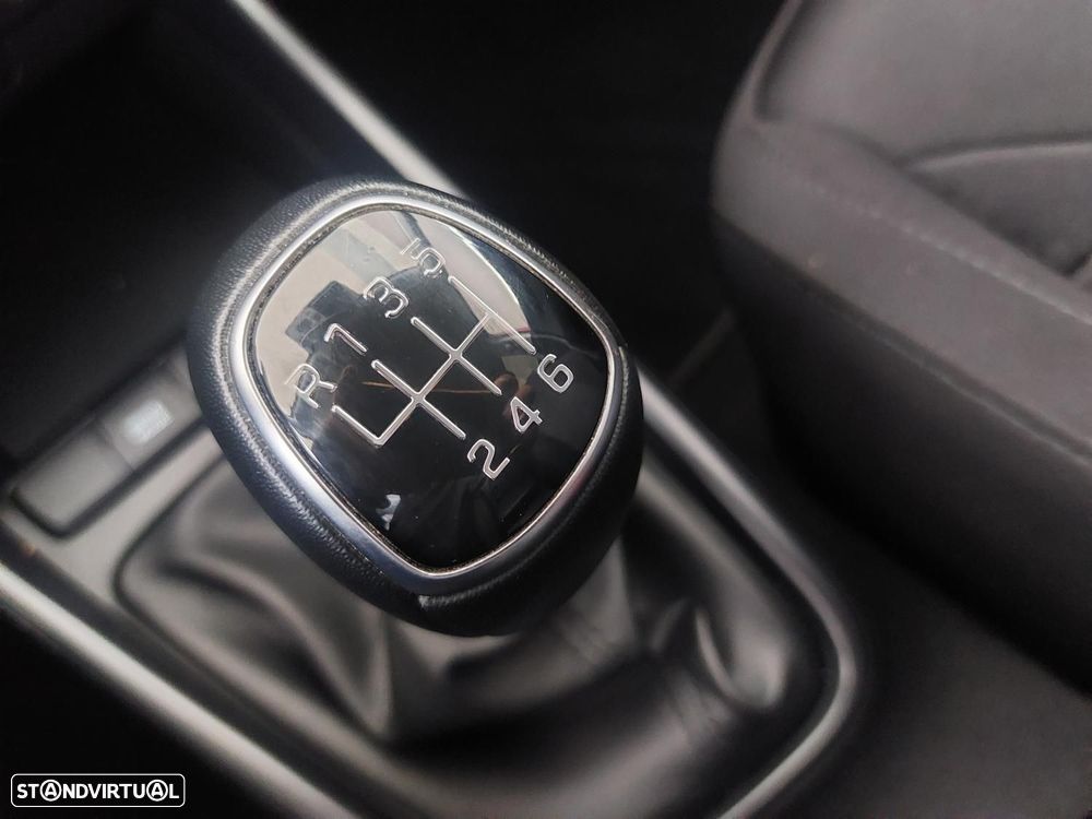 Hyundai Bayon 1.0 T-GDI Premium - 34