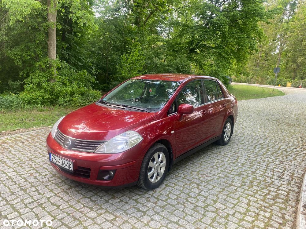 Nissan Tiida 1.8 Tekna - 3