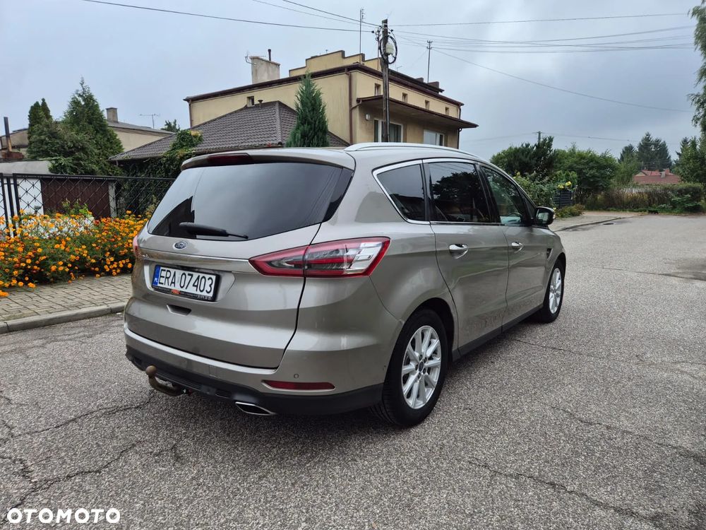 Ford S-Max 2.0 TDCi Titanium PowerShift - 15
