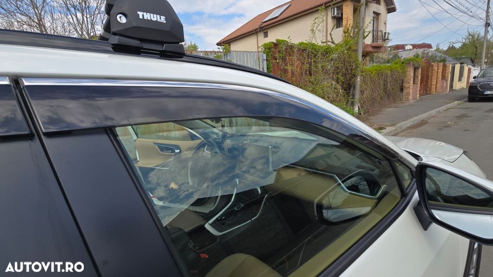 Toyota RAV4 2.5 VVT-iE 4x4 Luxury Premium - 12