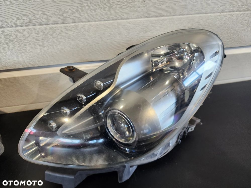 Alfa Romeo GIULIETTA lampa reflektor przód  CIEMNE komplet - 3