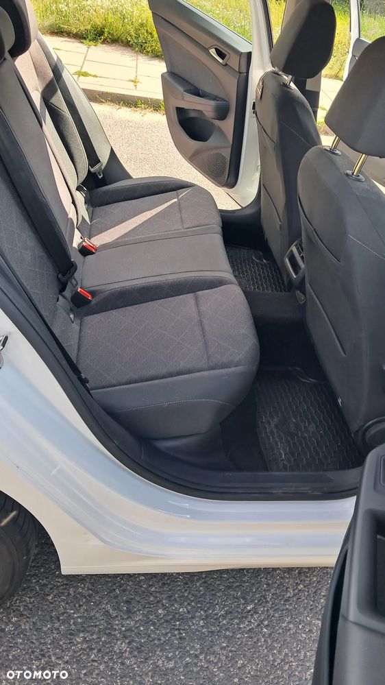 Volkswagen Golf 2.0 TDI Life - 17