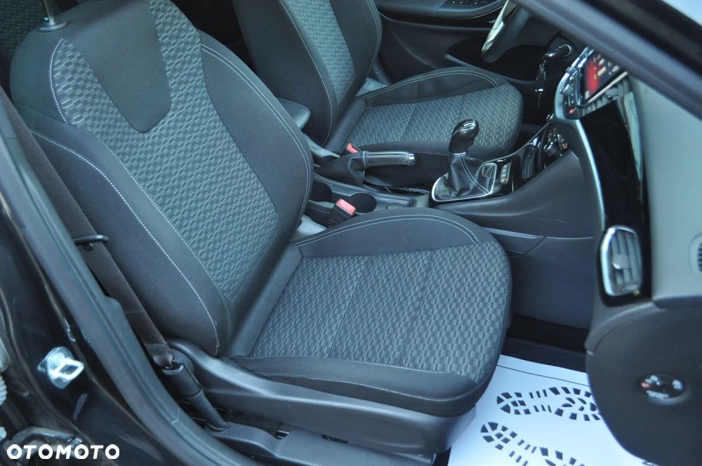 Opel Astra 1.4 Turbo Dynamic - 22