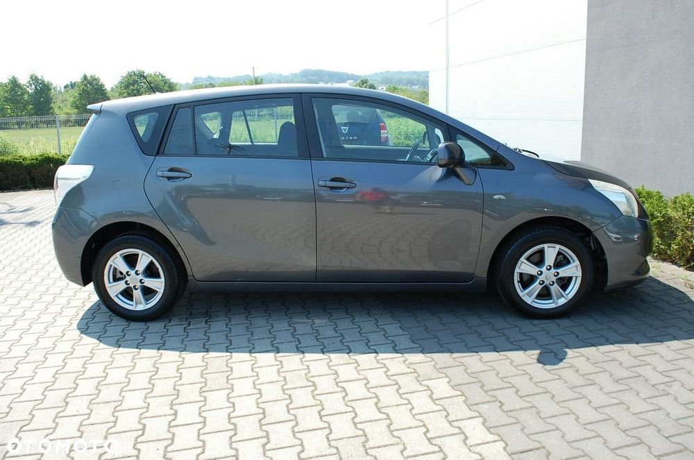 Toyota Verso - 17