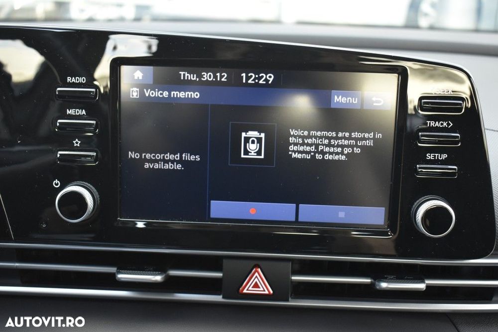 Hyundai Elantra 1.6 l 123 CP CVT Exclusive - 35