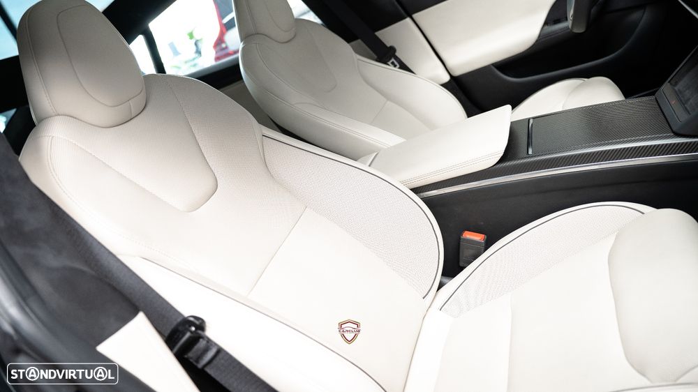 Tesla Model S Plaid AWD - 41
