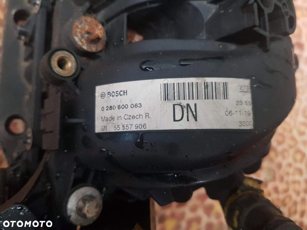 Kolektor Ssący Opel Corsa D 1.2 0280600063 - 4