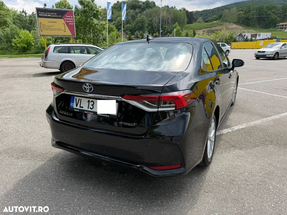 Toyota Corolla 1.8 HSD Dynamic - 10