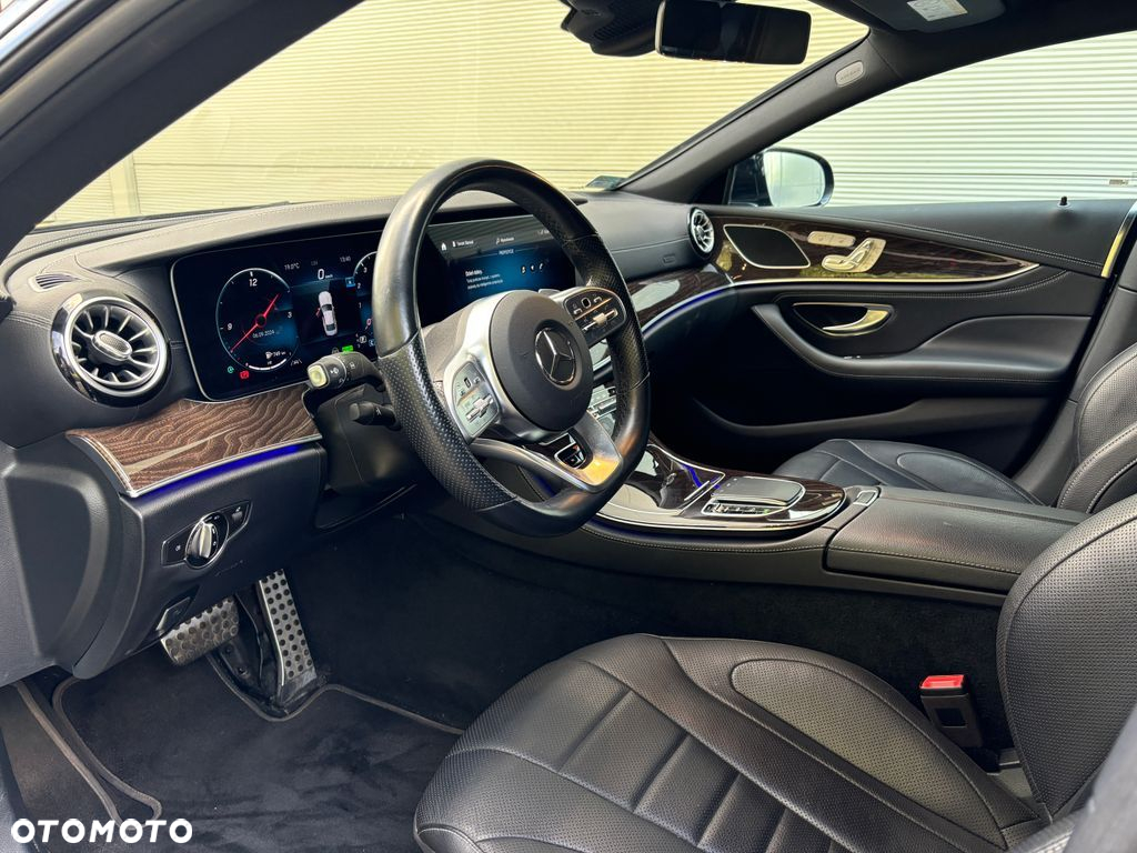 Mercedes-Benz CLS - 13