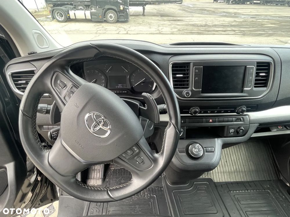 Toyota ProAce Kombi D-4D Medium 2,8t - 8