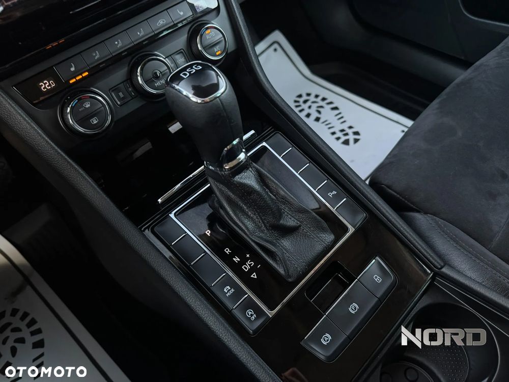 Skoda Superb 2.0 TDI DSG Style - 15